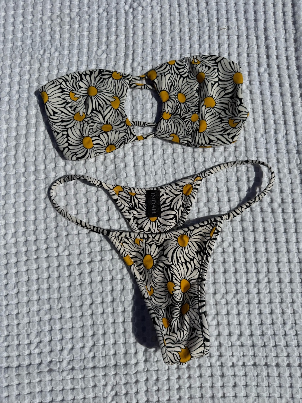 Indah sunflower bikini set